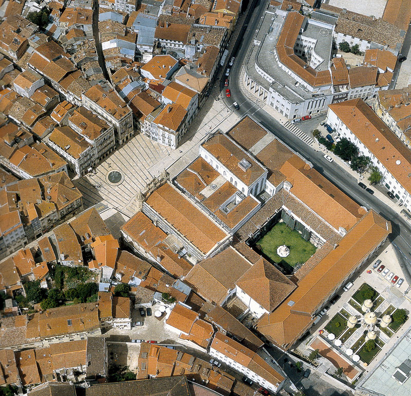View of the old Downtown of Coimbra. Area surrounding Hotel Oslo Coimbra