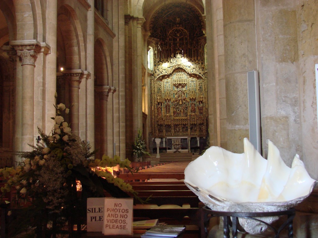 Foto do Interior da Sé Velha de Coimbra